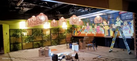 DEKORASI STAND DI ATRIUM MALL SENEN